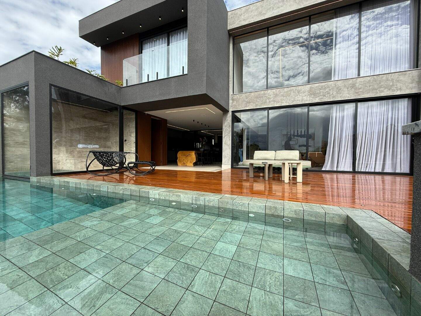 Casa à venda no Alphaville - Lagoa dos Ingleses: 