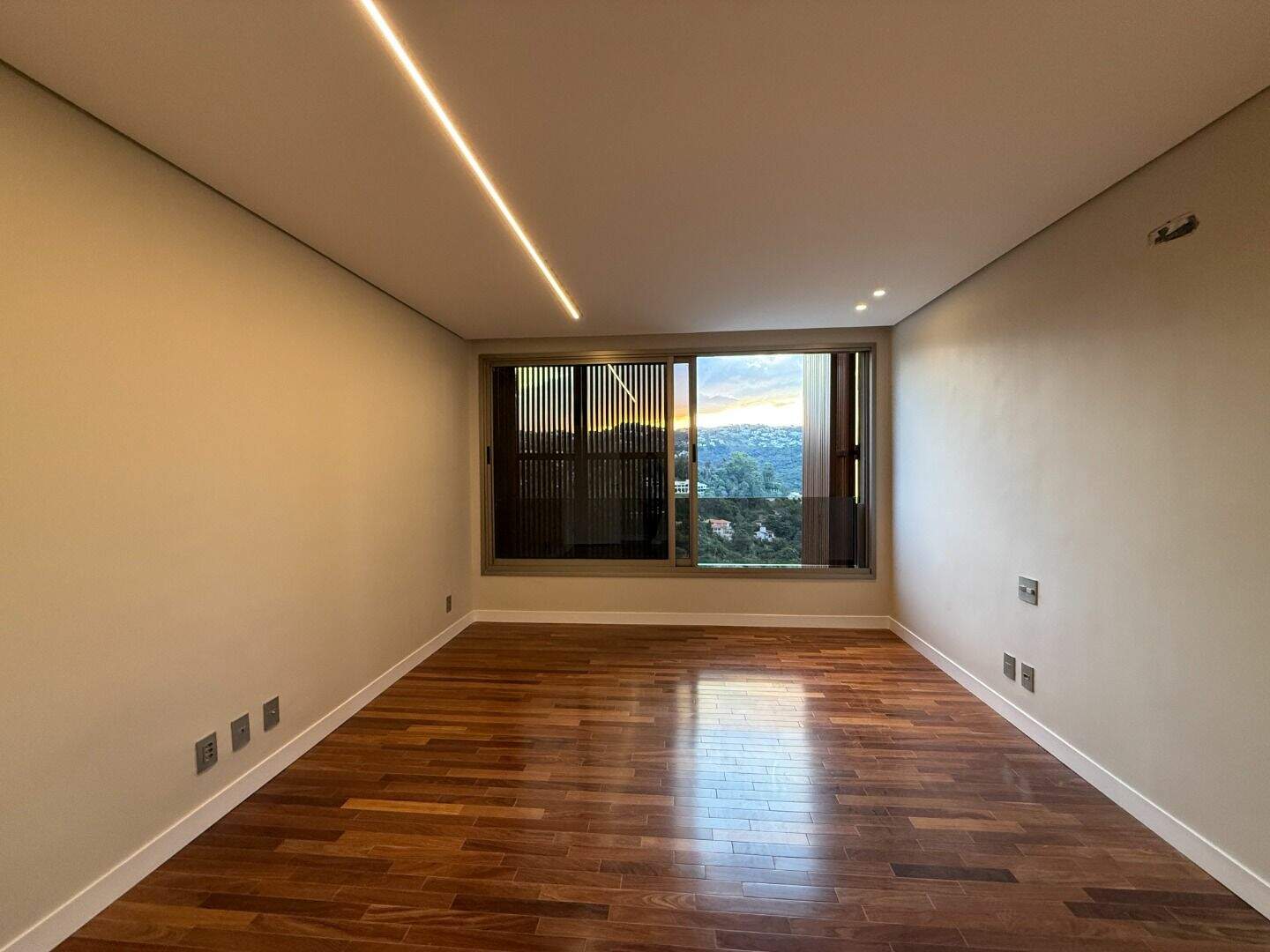 Casa à venda no Vale dos Cristais: 