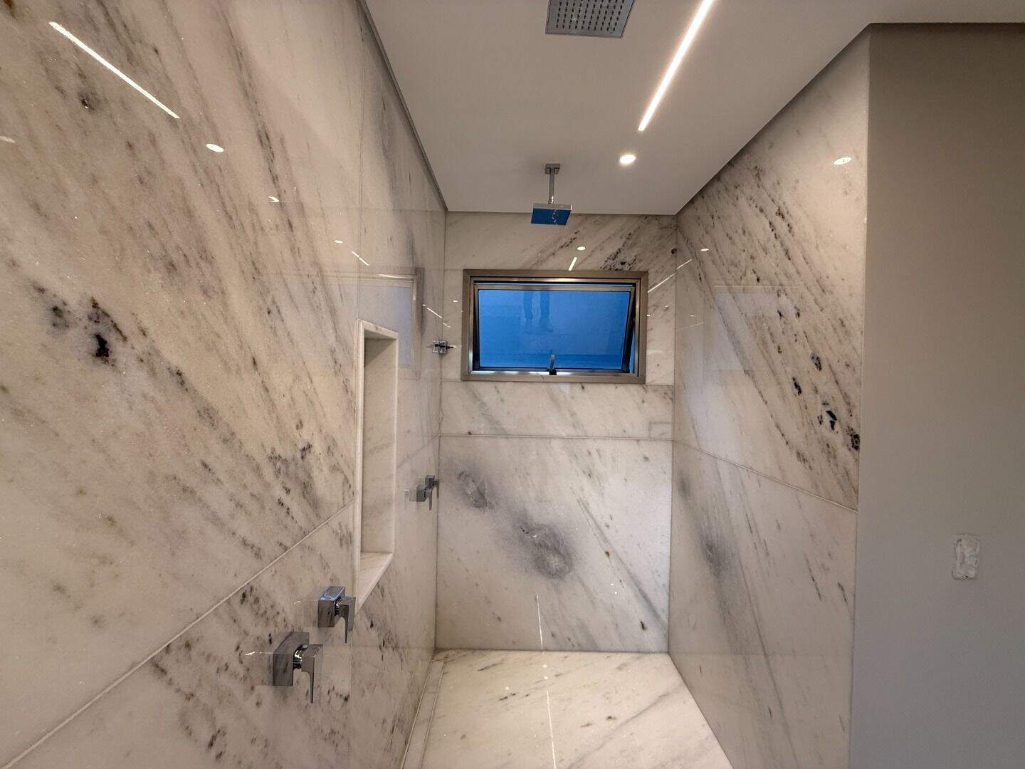 Casa à venda no Vale dos Cristais: 