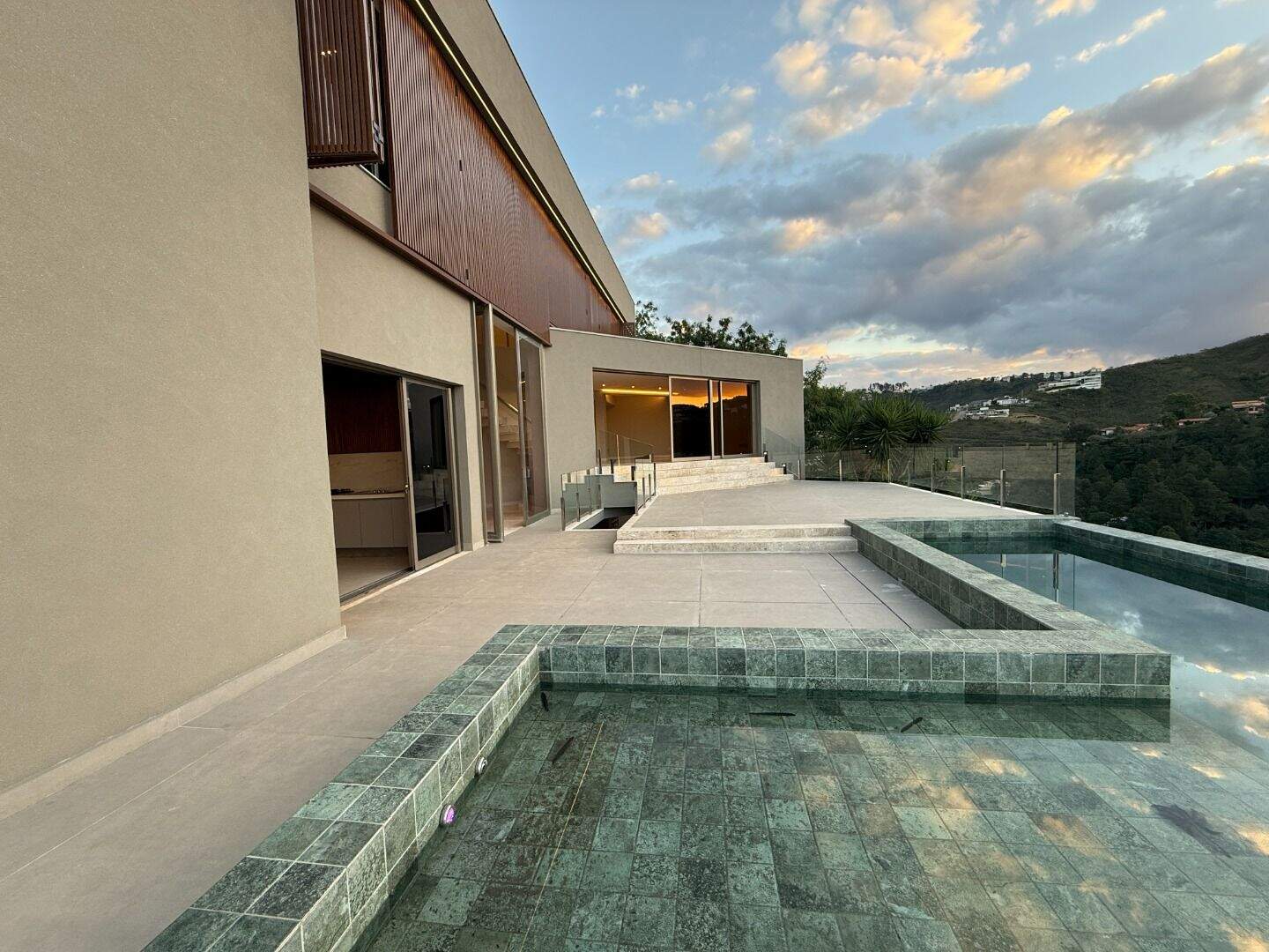 Casa à venda no Vale dos Cristais: 