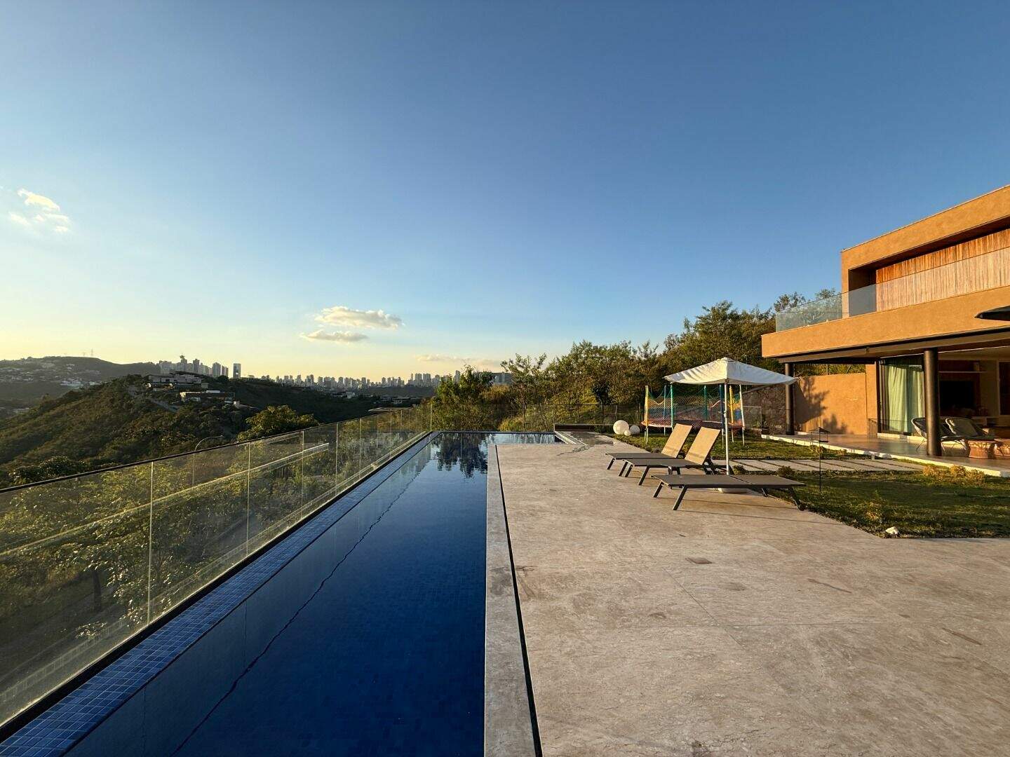 Casa à venda no Vale dos Cristais: 