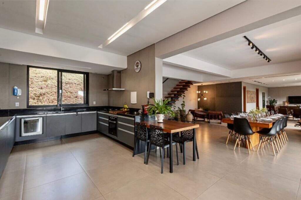 Casa à venda no Vale dos Cristais: 