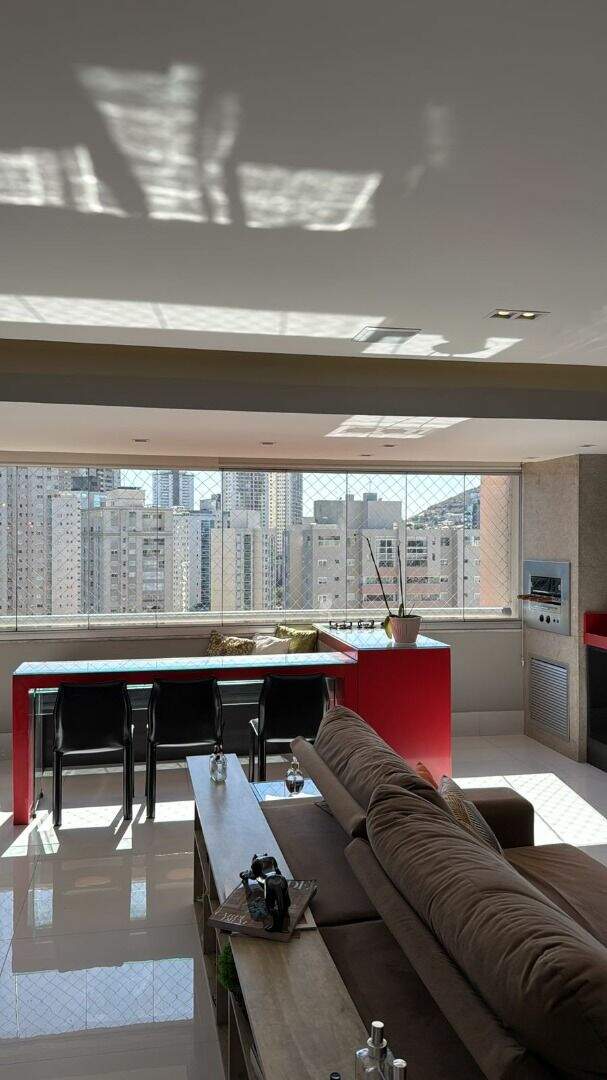 Apartamento à venda no Vila da Serra: 