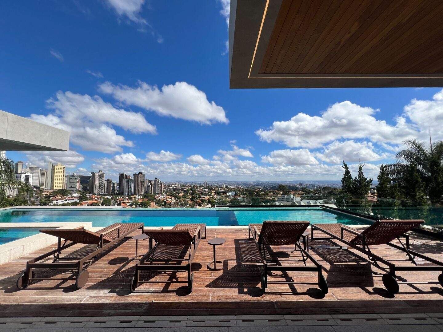 Casa à venda no Belvedere: 