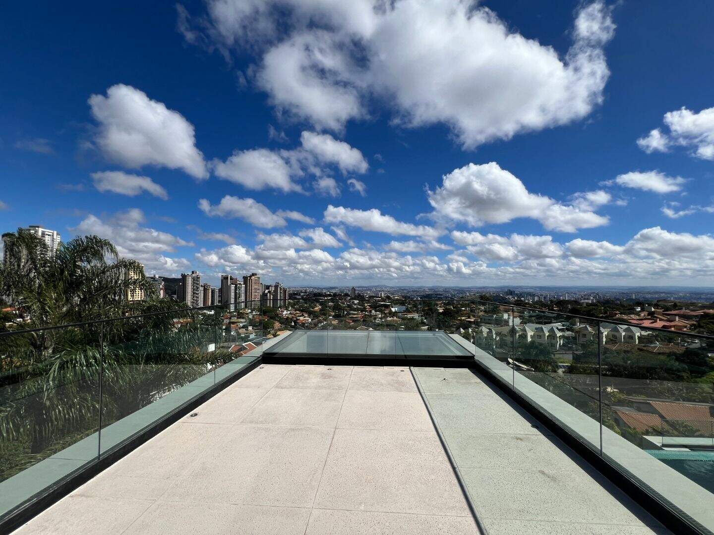 Casa à venda no Belvedere: 