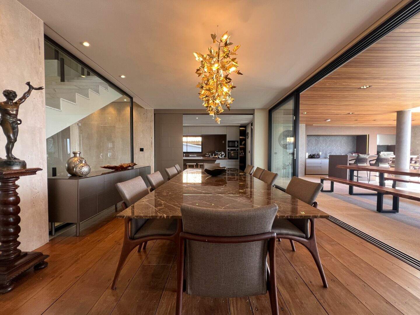 Casa à venda no Belvedere: 