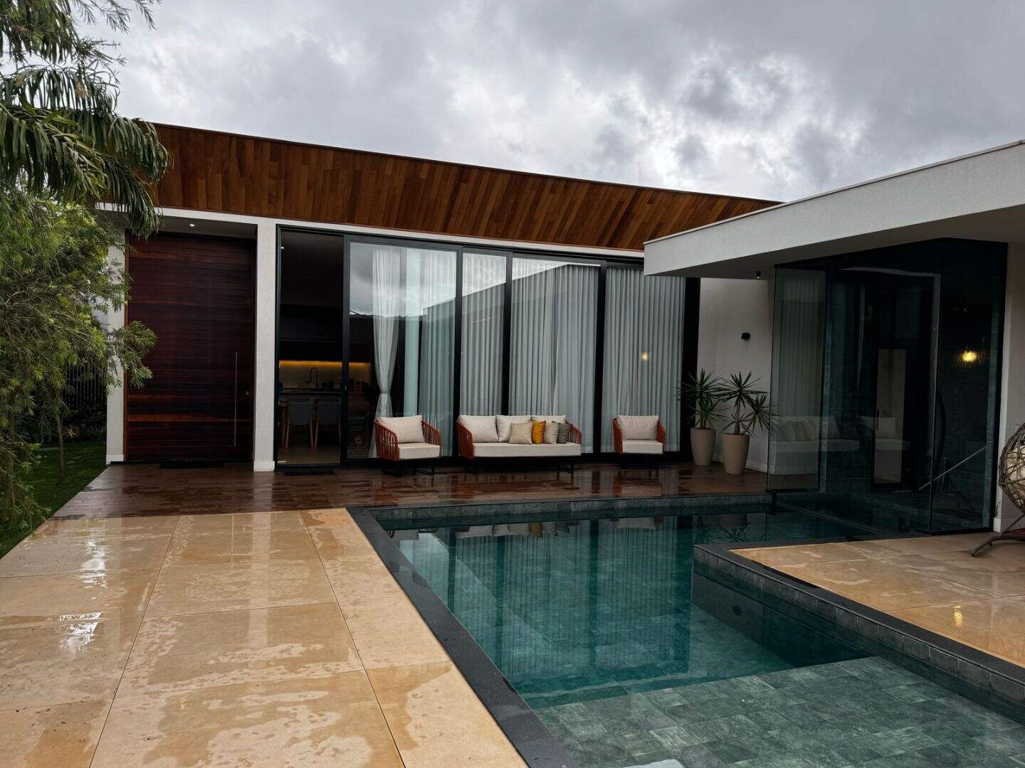 Casa à venda no Alphaville - Lagoa dos Ingleses: 