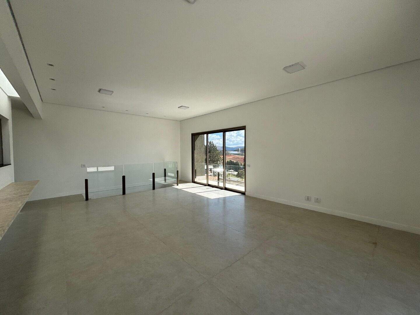 Casa à venda no Alphaville - Lagoa dos Ingleses: 