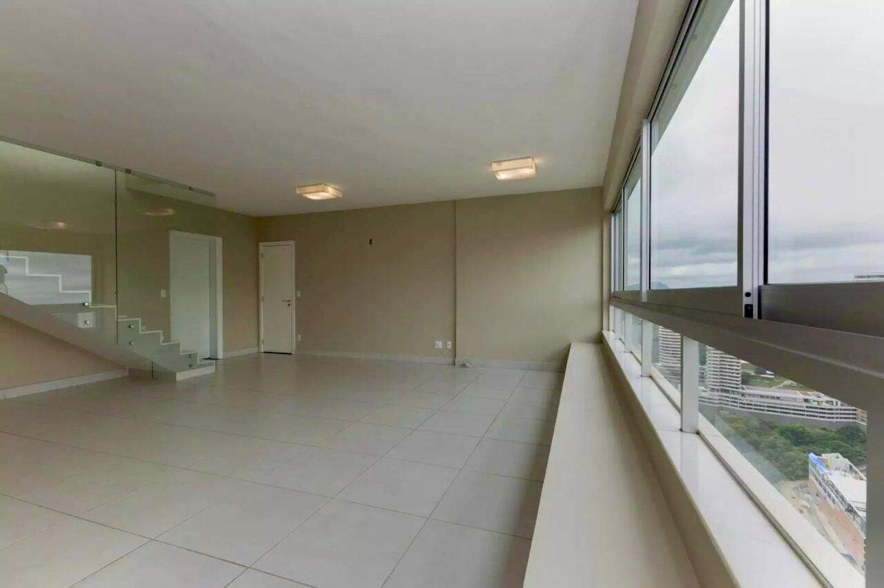 Cobertura à venda no Vila da Serra: 