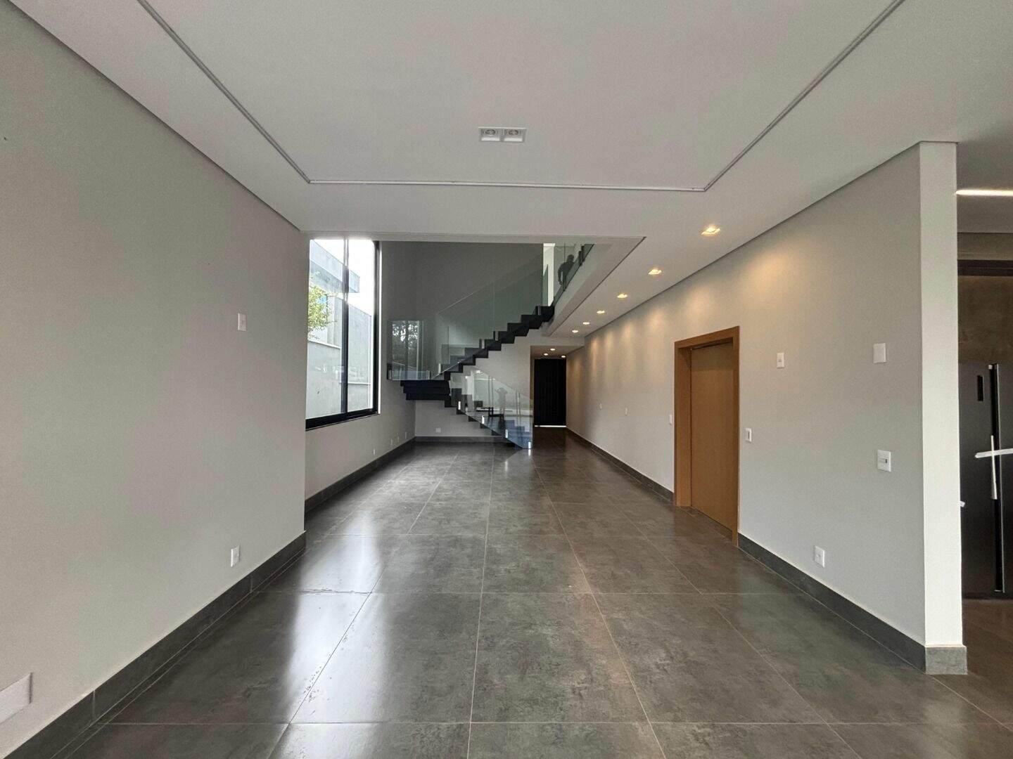 Casa à venda no Alphaville - Lagoa dos Ingleses: 