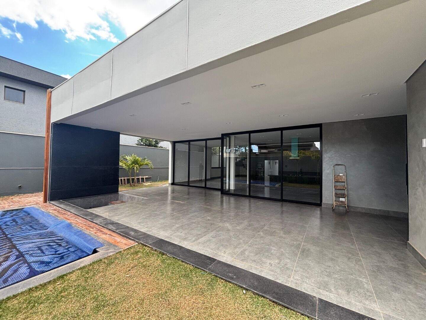 Casa à venda no Alphaville - Lagoa dos Ingleses: 