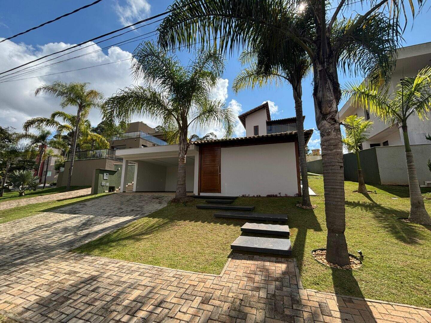 Casa à venda no Alphaville - Lagoa dos Ingleses: 