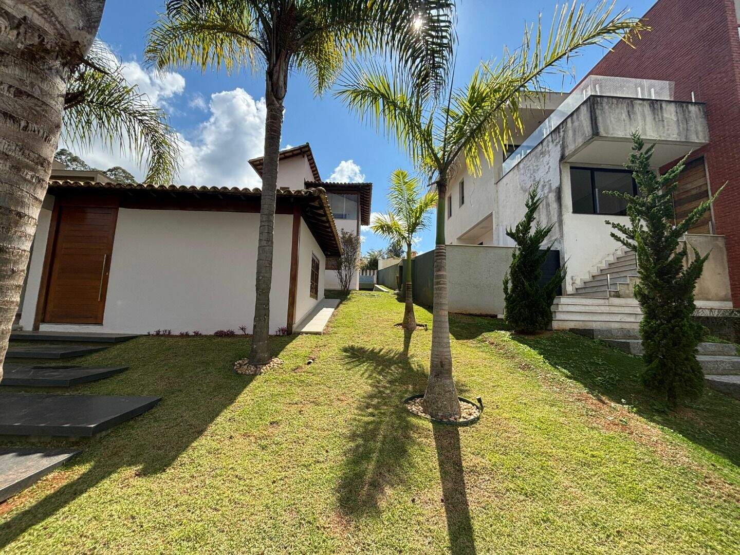 Casa à venda no Alphaville - Lagoa dos Ingleses: 