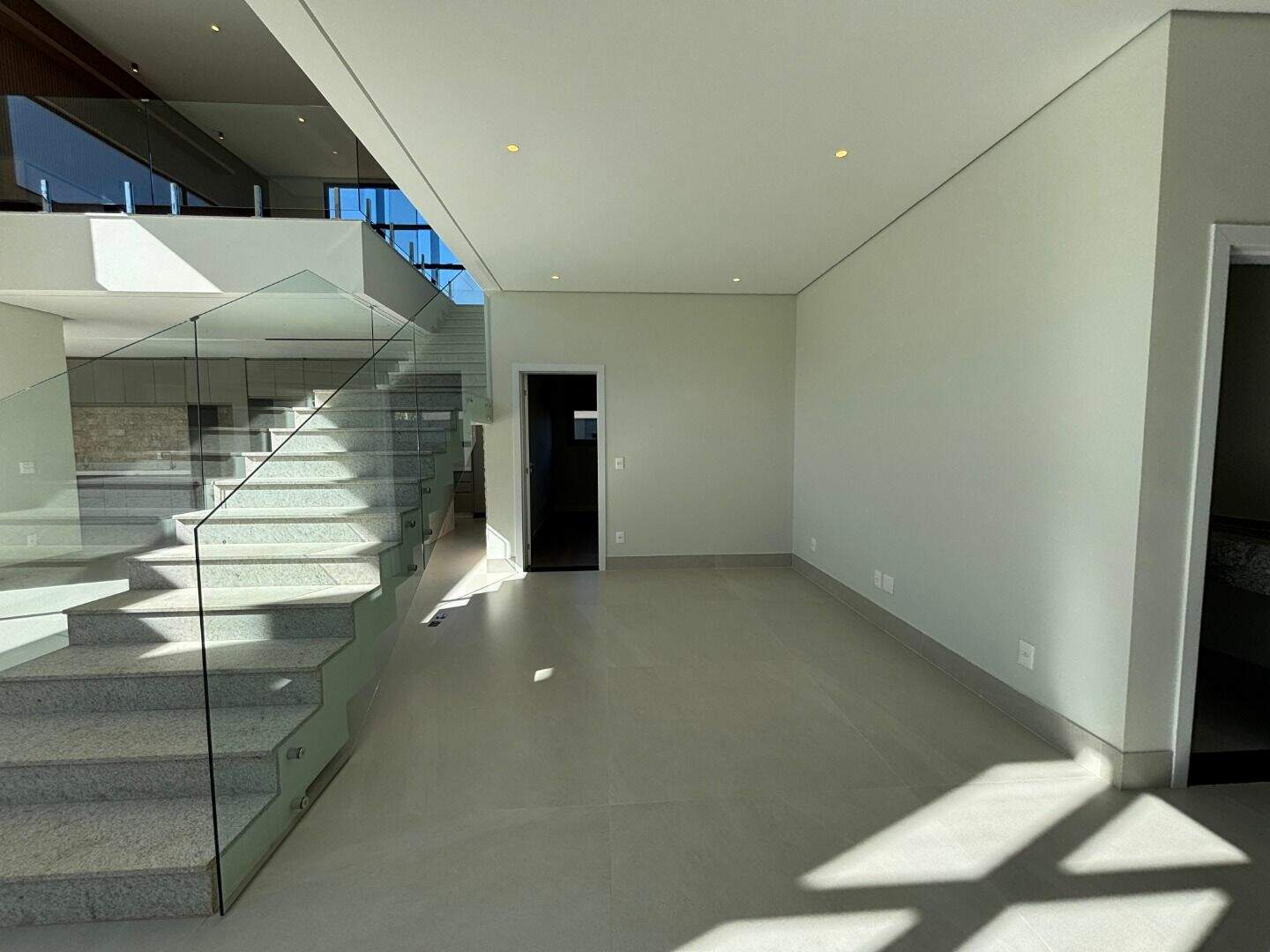 Casa à venda no Alphaville - Lagoa dos Ingleses: 