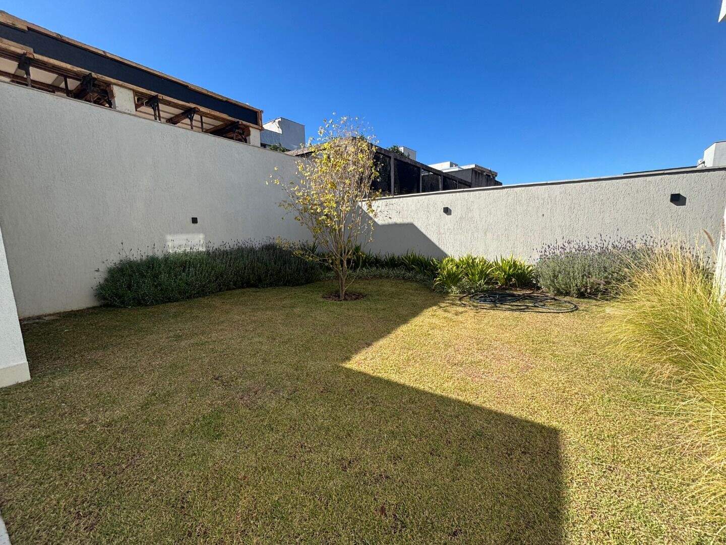 Casa à venda no Alphaville - Lagoa dos Ingleses: 