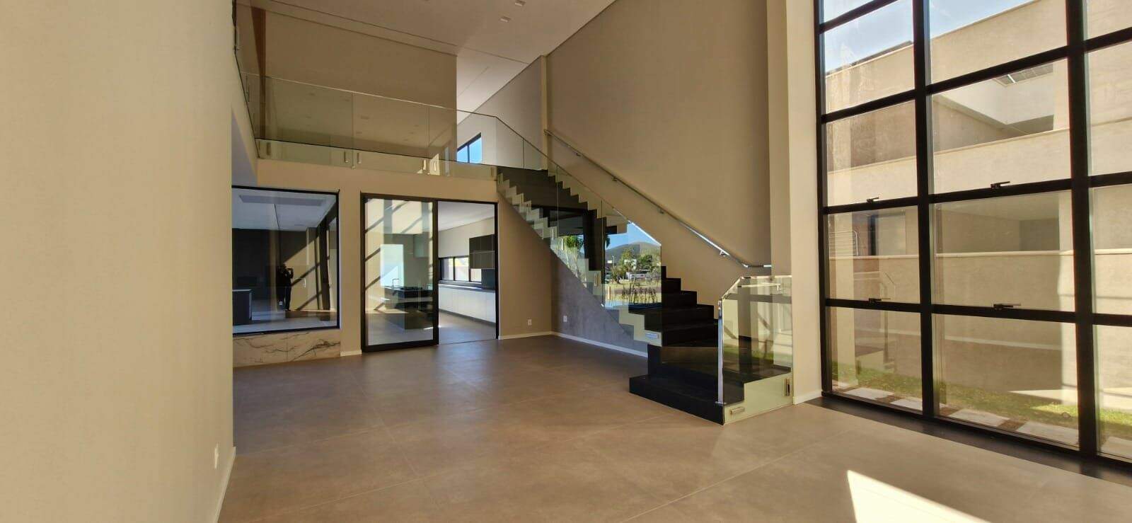 Casa à venda no Alphaville - Lagoa dos Ingleses: 