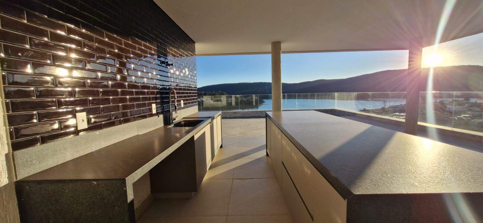 Casa à venda no Alphaville - Lagoa dos Ingleses: 