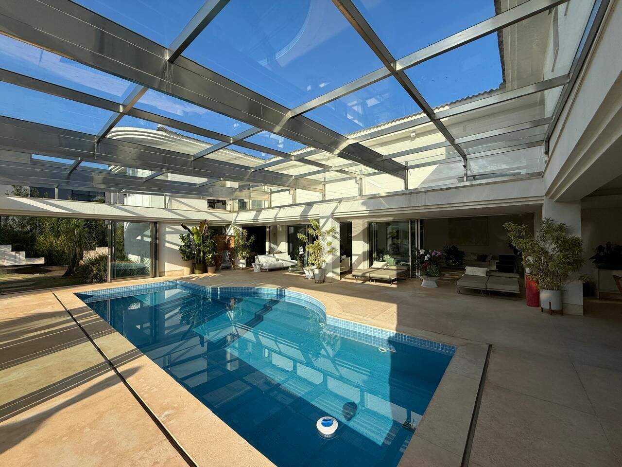 Casa à venda no Vale dos Cristais: 