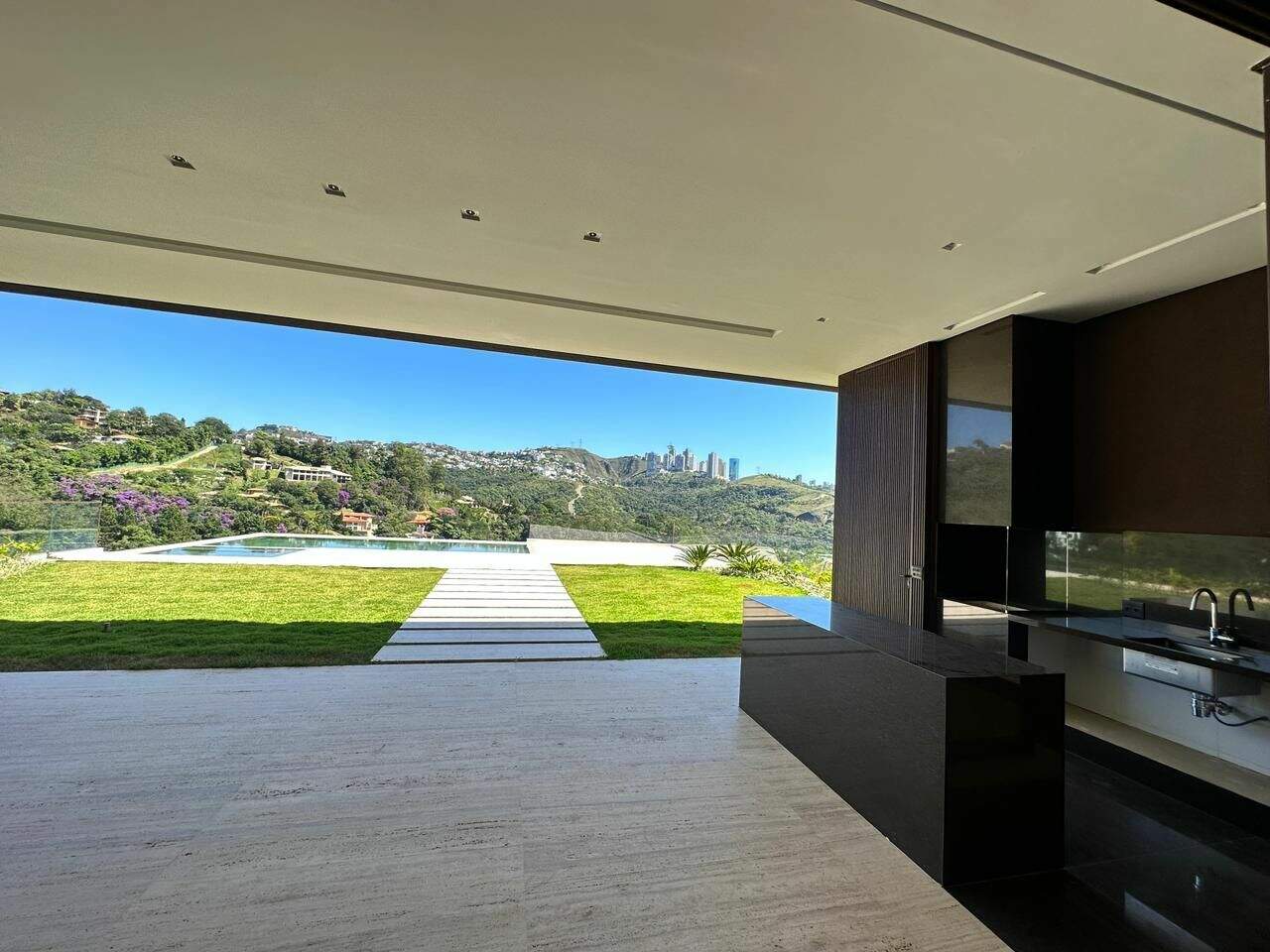 Casa à venda no Vale dos Cristais: 