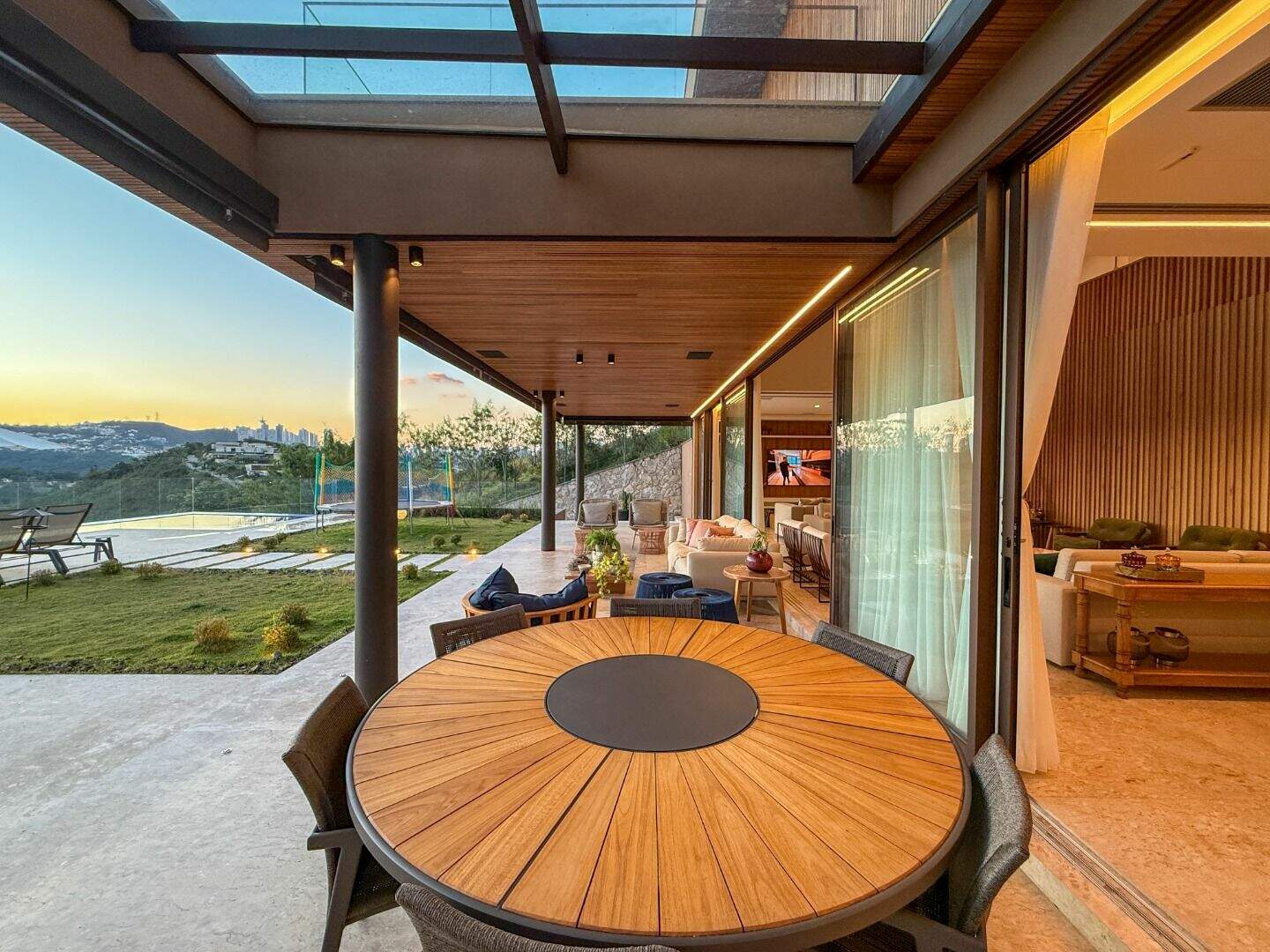 Casa à venda no Vale dos Cristais: 