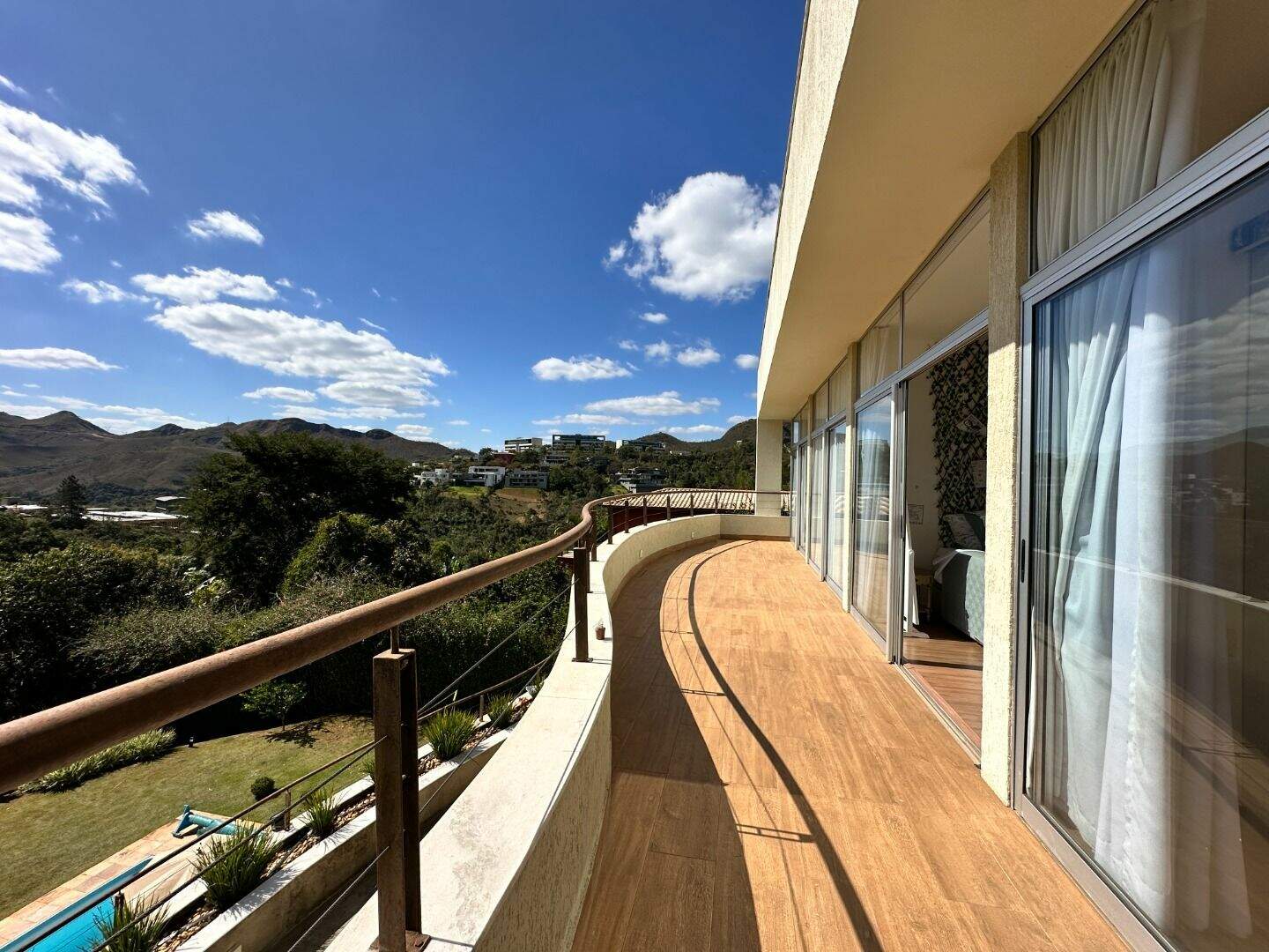 Casa à venda no Vale dos Cristais: 