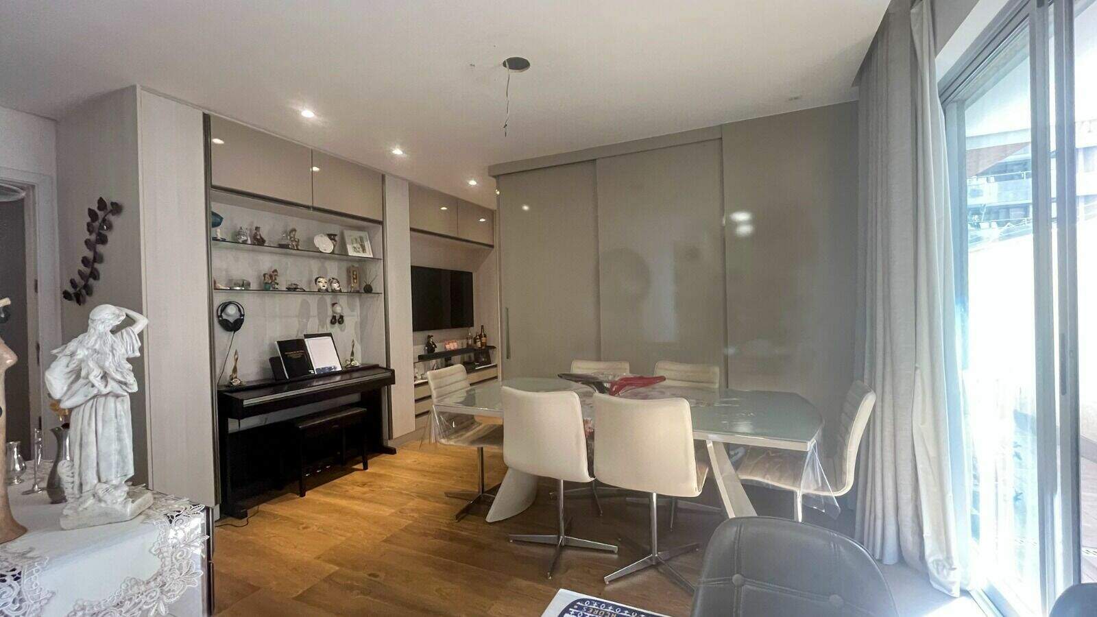 Apartamento à venda no Lourdes: 