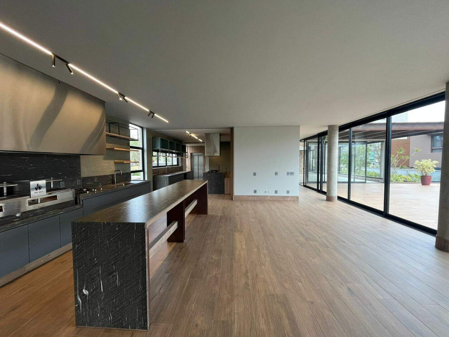 Casa à venda no Alphaville - Lagoa dos Ingleses: 