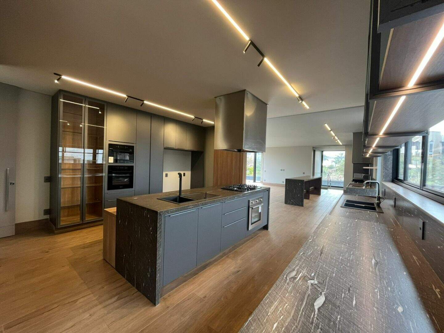 Casa à venda no Alphaville - Lagoa dos Ingleses: 