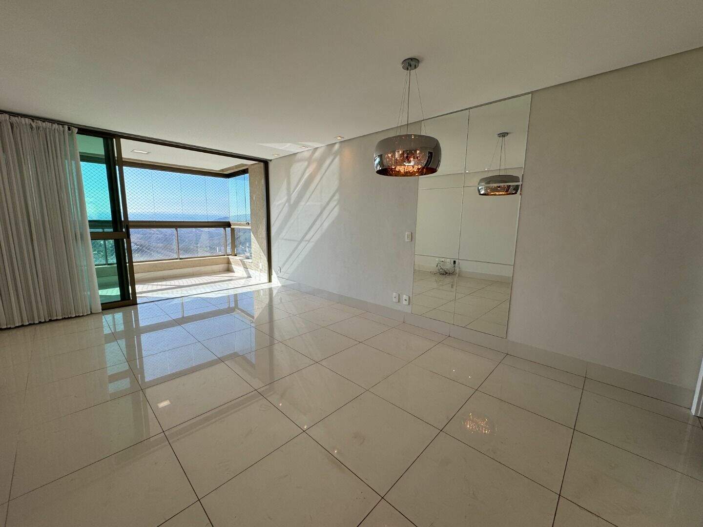 Apartamento à venda no Vila da Serra: 