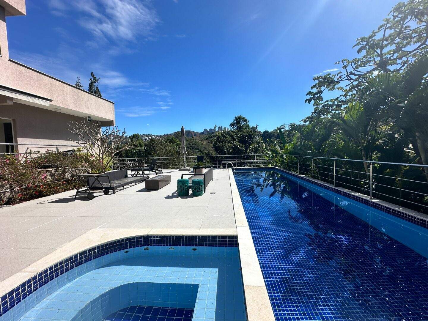 Casa à venda no Vale dos Cristais: 