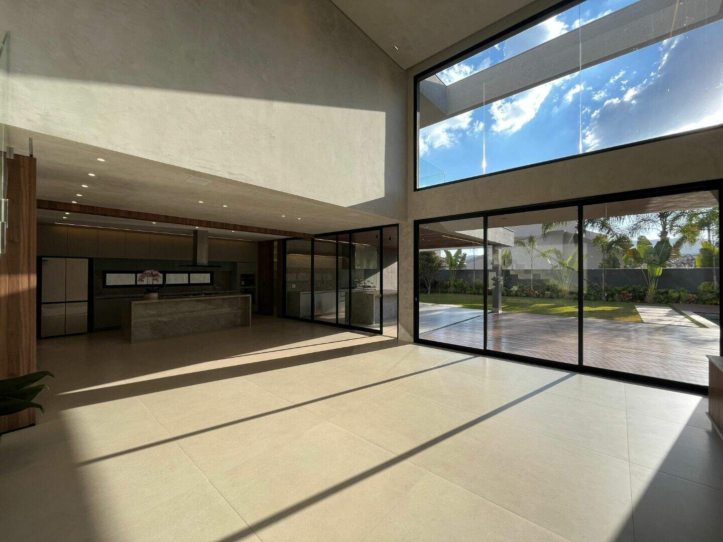 Casa à venda no Alphaville - Lagoa dos Ingleses: 