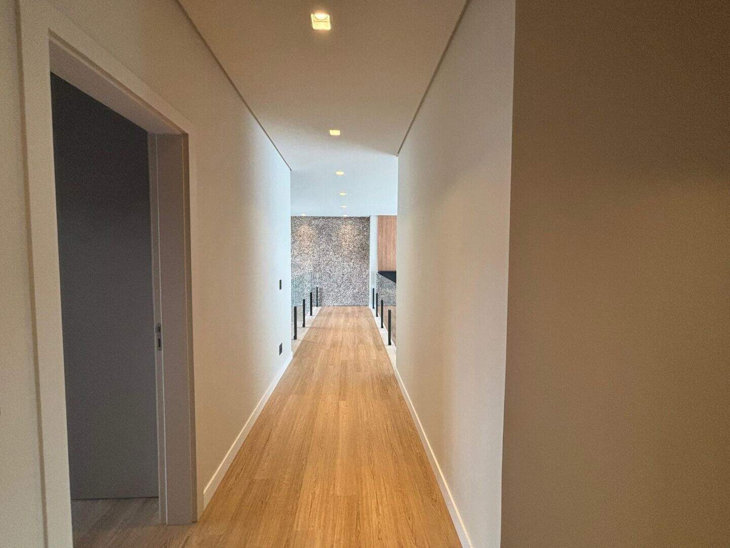 Casa à venda no Alphaville - Lagoa dos Ingleses: 