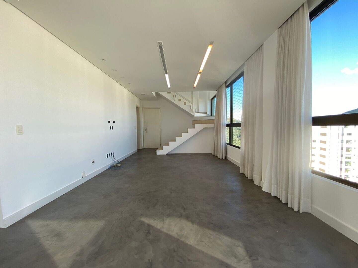 Cobertura à venda no Vale dos Cristais: 