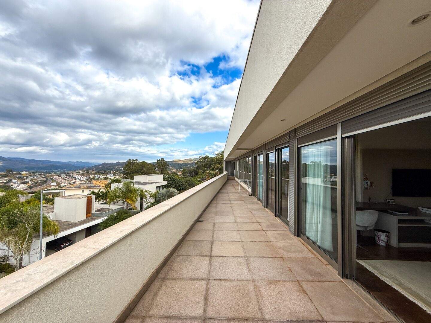 Casa à venda no Jardim Serrano: 