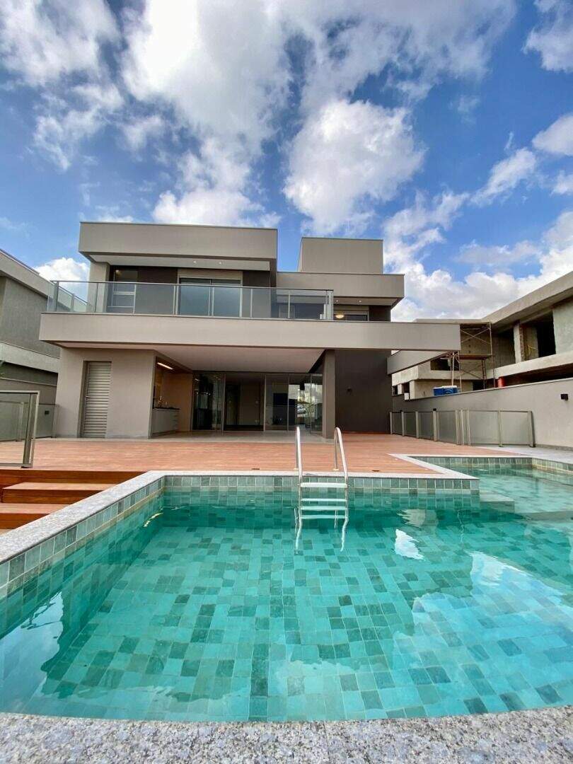 Casa à venda no Alphaville - Lagoa dos Ingleses: 