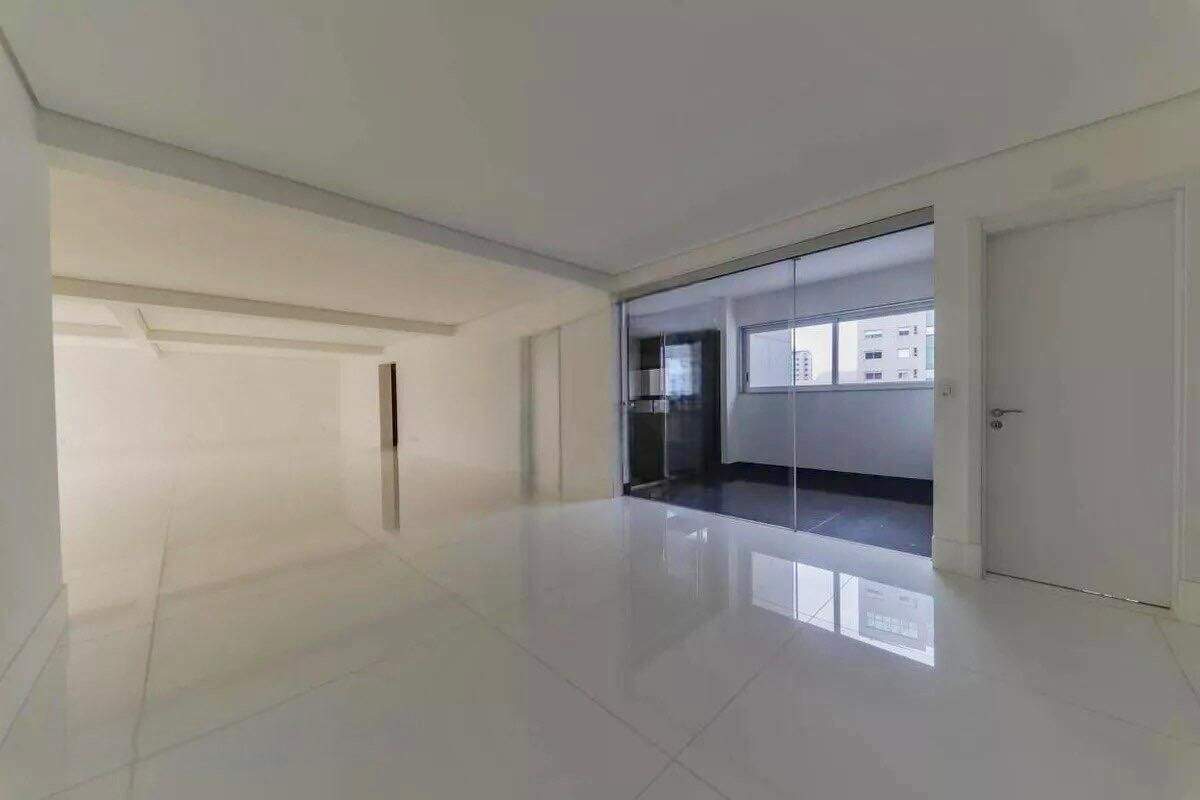 Apartamento à venda no Vila da Serra: 