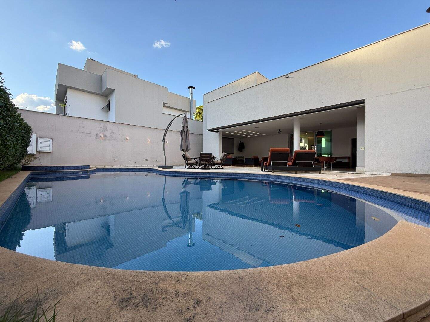 Casa à venda no Belvedere: 