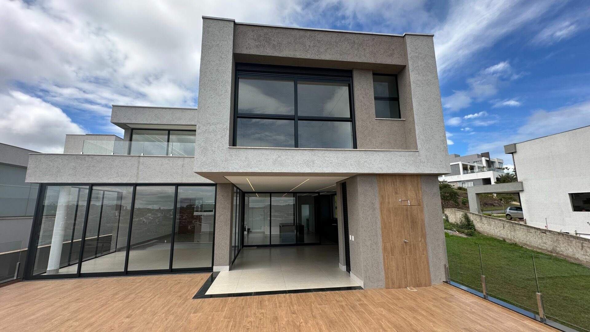 Casa à venda no Alphaville - Lagoa dos Ingleses: 