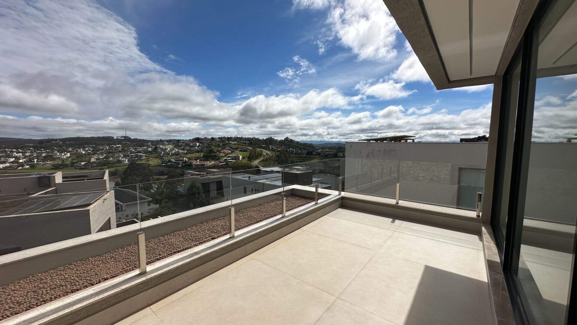 Casa à venda no Alphaville - Lagoa dos Ingleses: 