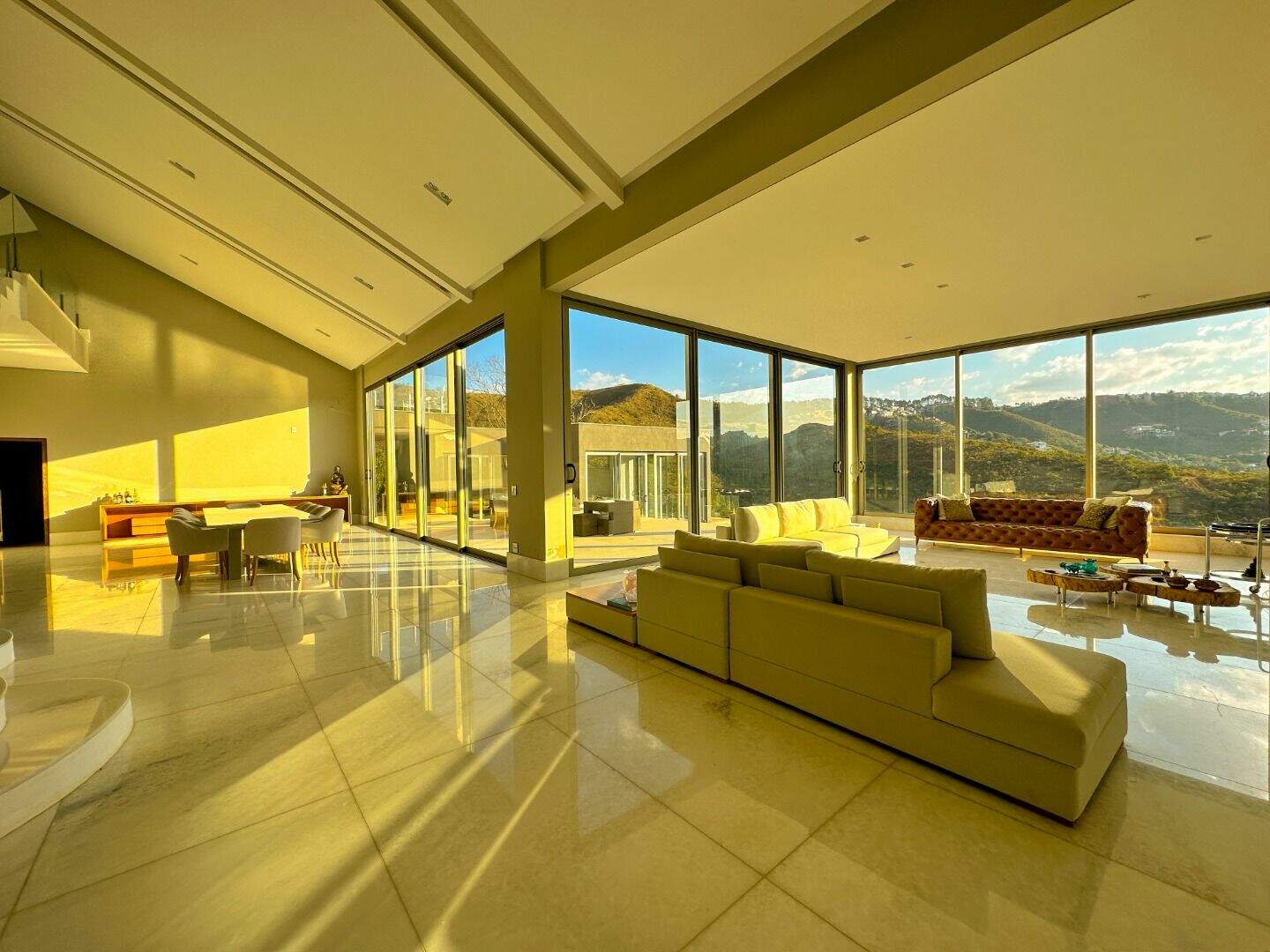 Casa à venda no Vale dos Cristais: 