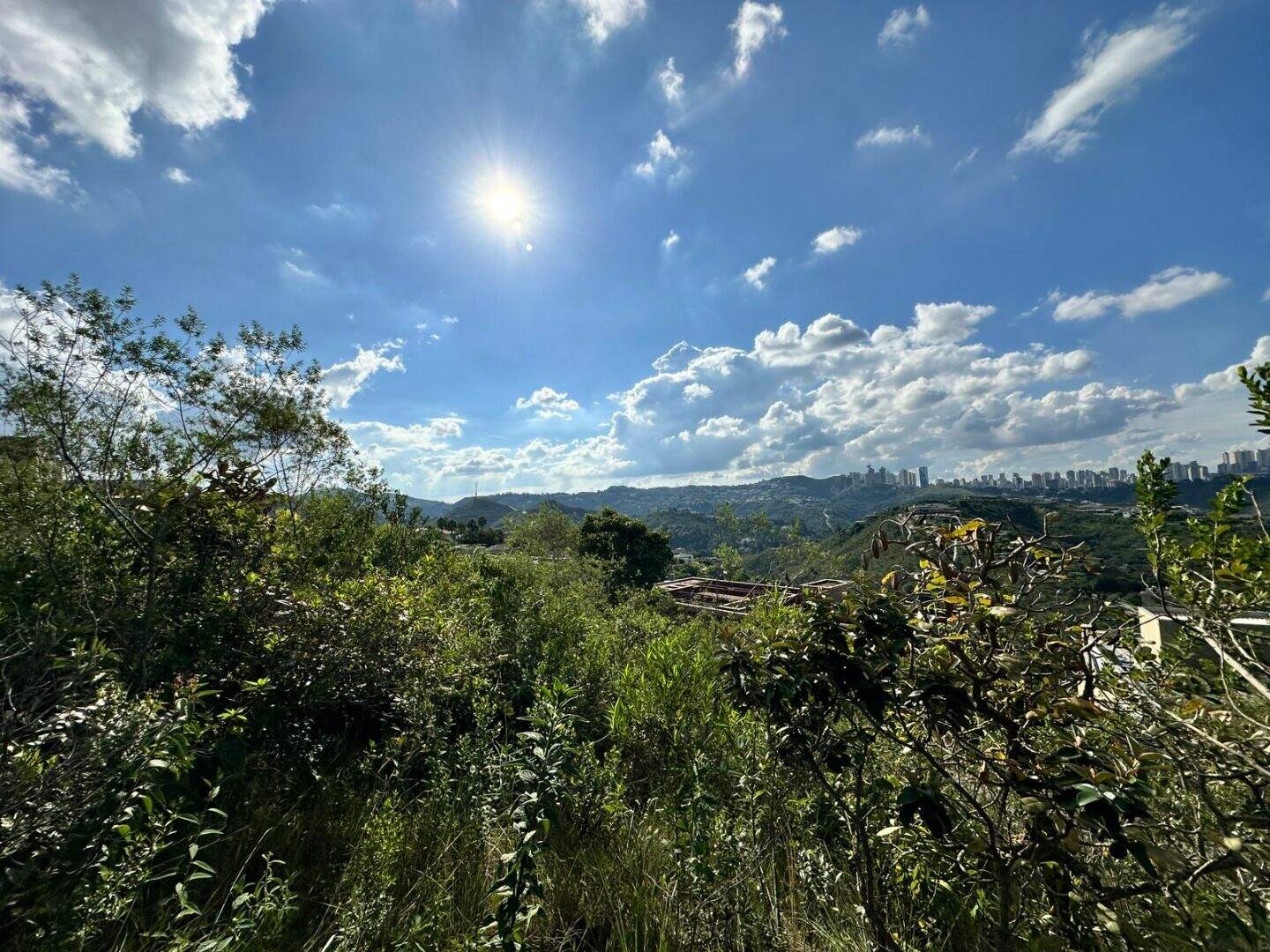 Terreno à venda no Vale dos Cristais: 