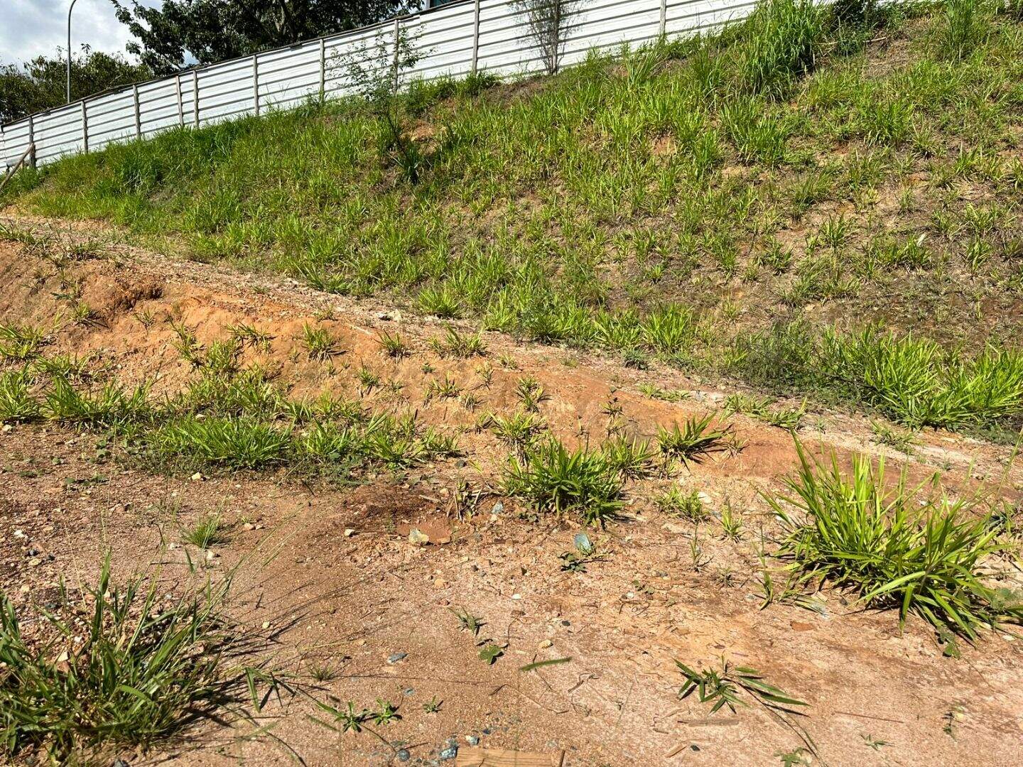 Terreno à venda no Vale dos Cristais: 