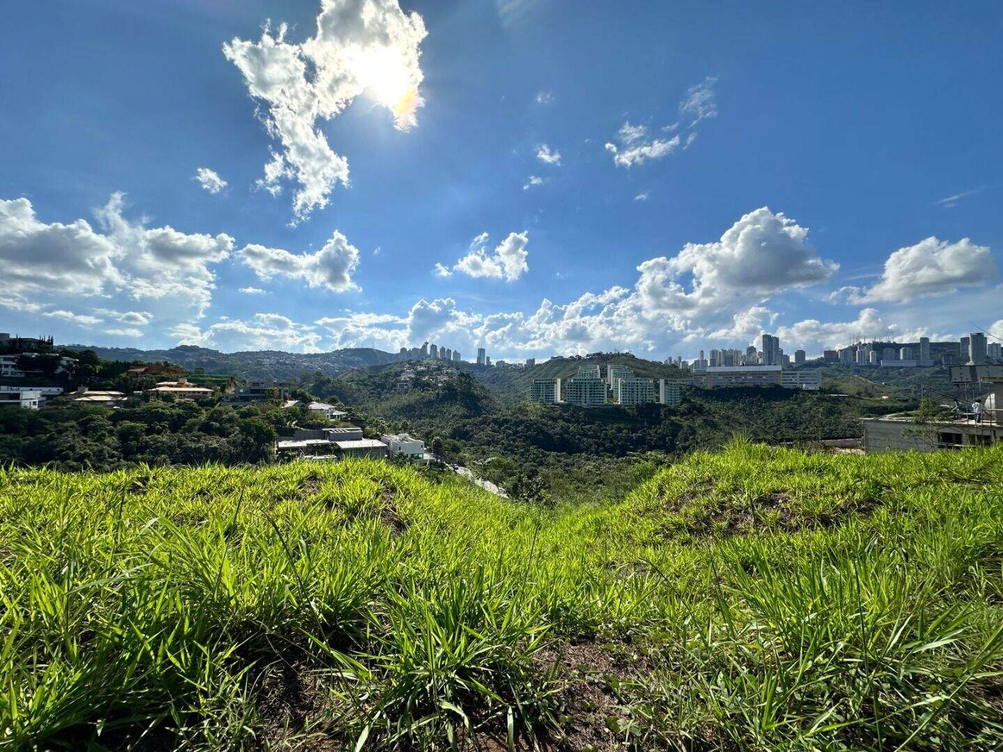 Terreno à venda no Vale dos Cristais: 