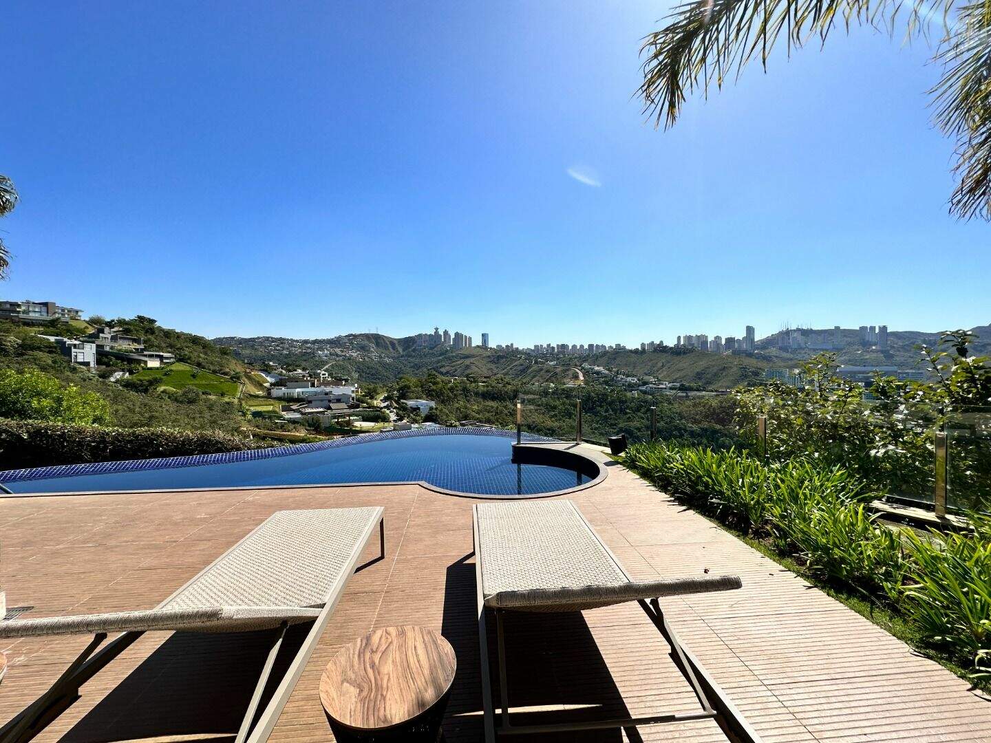 Casa à venda no Vale dos Cristais: 