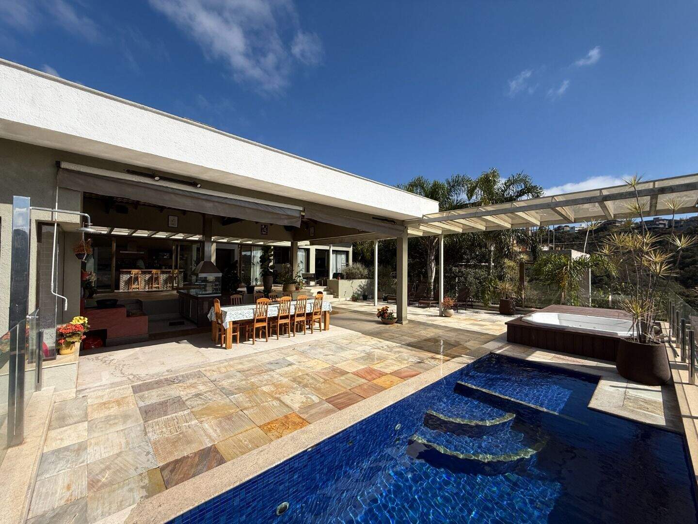 Casa à venda no Vale dos Cristais: 