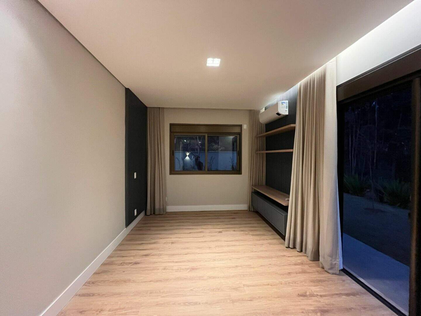 Casa à venda no Alphaville - Lagoa dos Ingleses: 