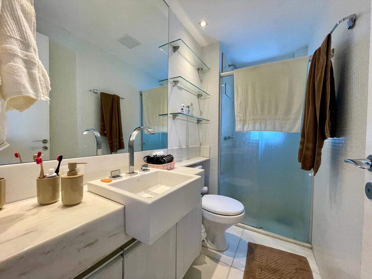 Apartamento à venda no Vila da Serra: 