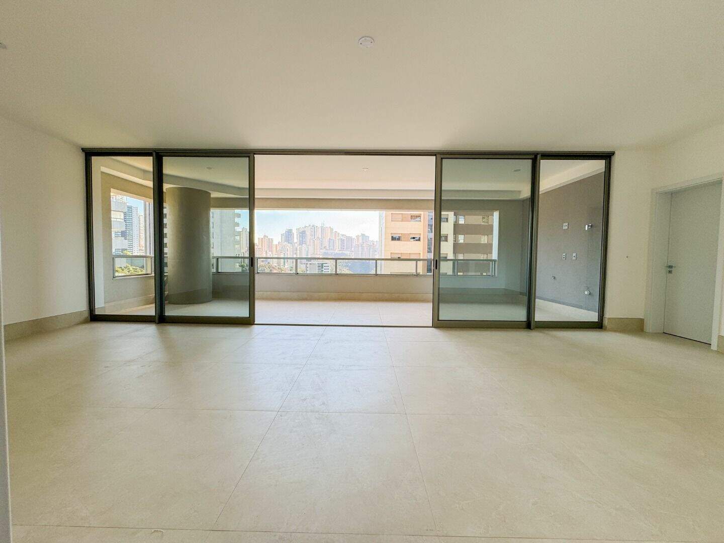 Apartamento à venda no Vale do Sereno: 