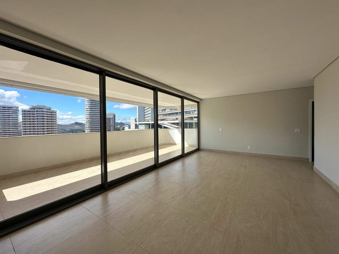 Apartamento à venda no Vale do Sereno: 