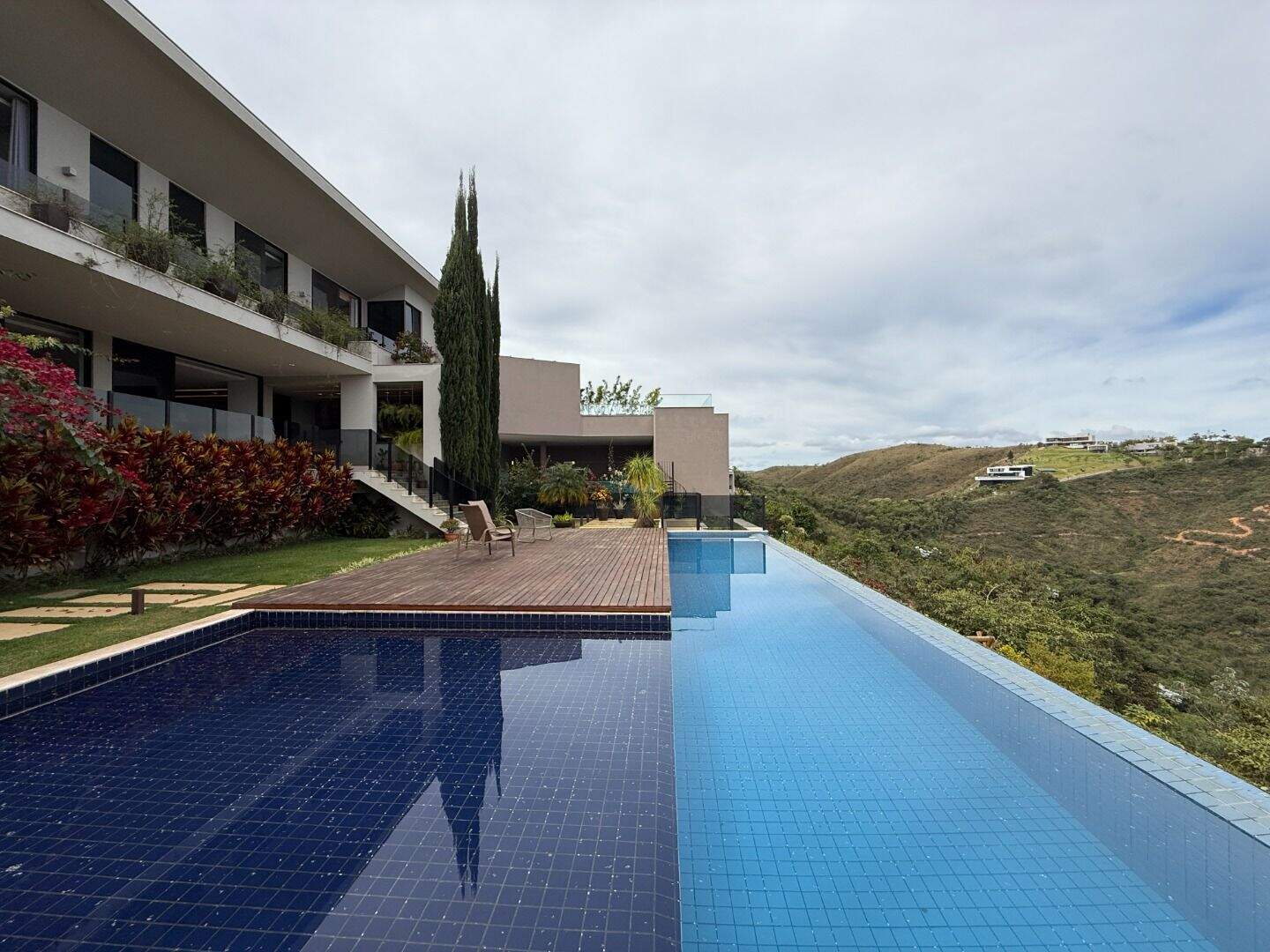 Casa à venda no Vale dos Cristais: 